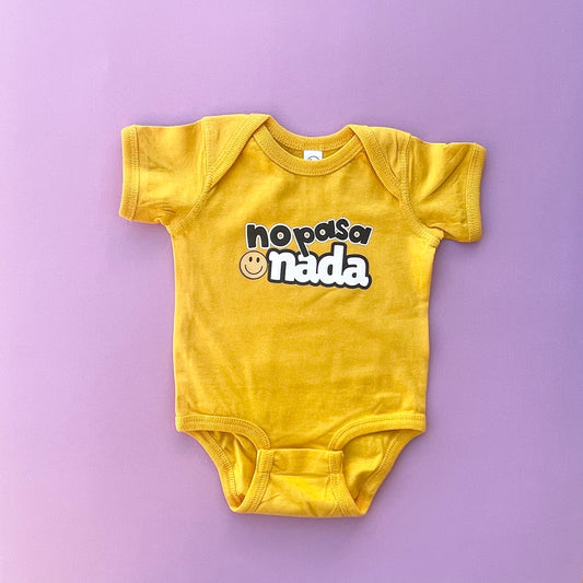 No Pasa Nada Onesie - Gold