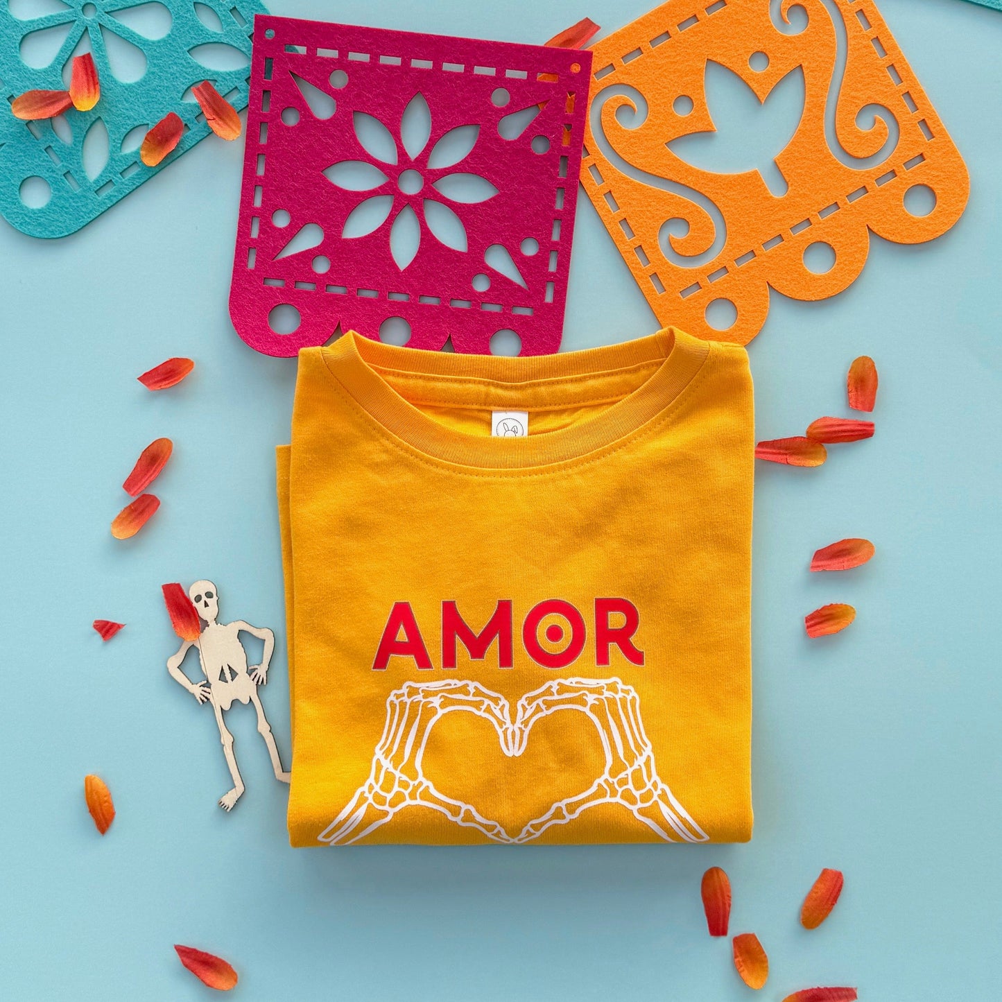 Amor Eterno T-Shirt - Gold